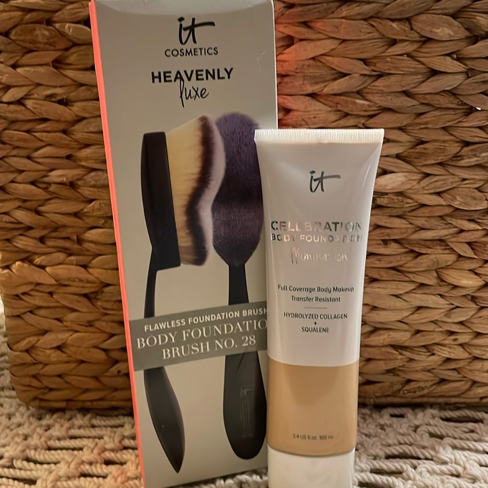 Body Foundation & Brush